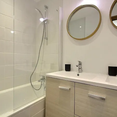 Superbe Appt Renove 3 Pieces Au Pied Des Pistes, Balcon Sud, 8 Pers, Pres Commerces - Fr-1-455-36 * La Plagne